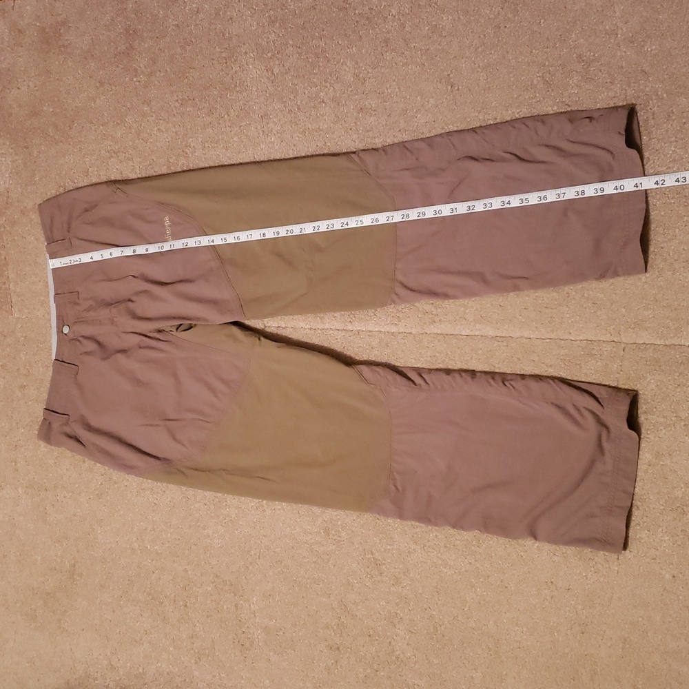Sherpa Women's Hiking Pants - Picture 10 of 13